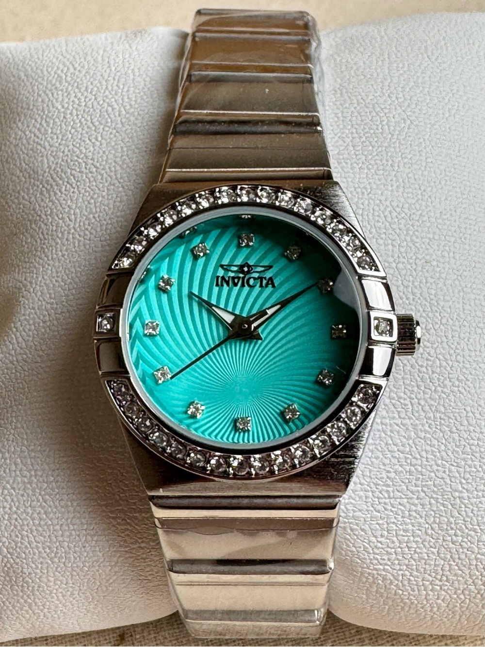 Invicta Angel Blue Dia/ Silver-Tone Case 28mm Quartz Watch 70263 NWT